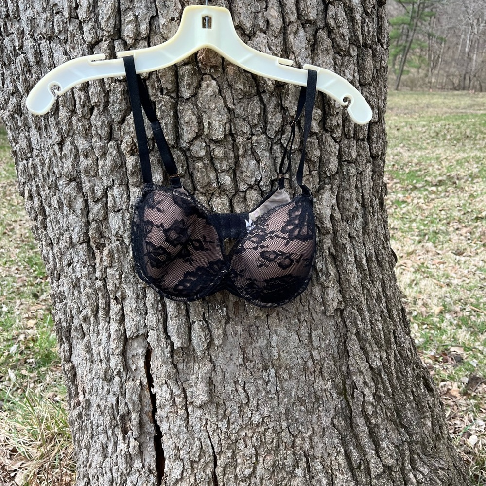 Skarlett Blue T- Shirt Bra in size 32 ddd